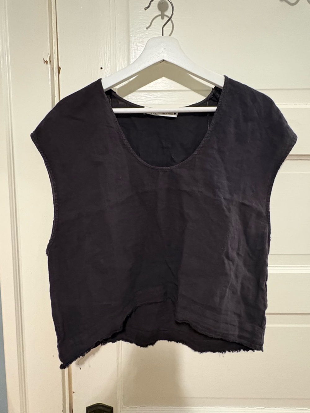 Zara Black Scoop Neck Linen Tank